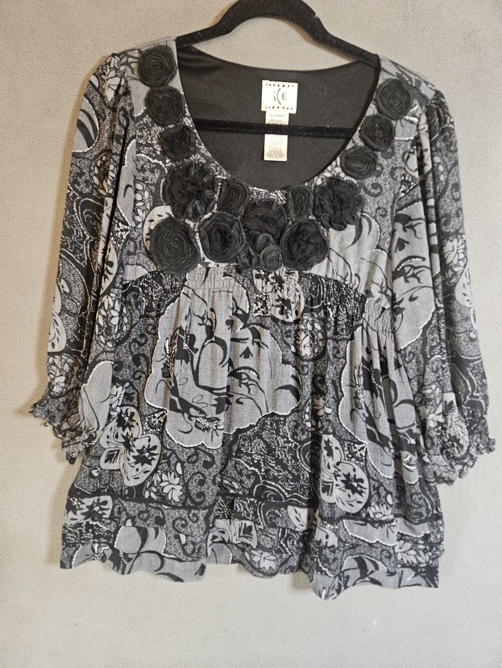 Vintage Ice Whimsy Goth Women XL Shirt Textured Floral Whitchy Teir Flowy Gray